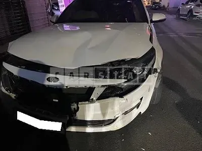 Photo 1 of 10: 2015 Kia K5, VIN KNAGX411BGA002763 — Korean insurance auction