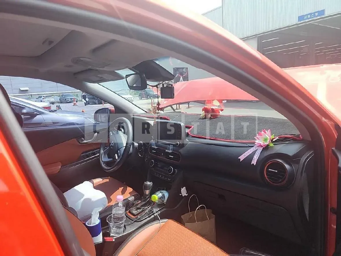 Photo 2 of 9: 2017 Hyundai Kona 1.6 Diesel — Korean insurance auction