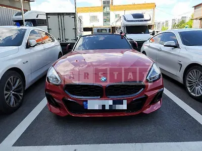 Photo 1 of 21: 2023 BMW Z4 sDrive20i — Korean insurance auction