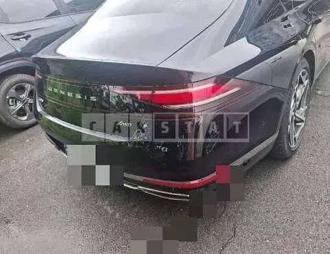 Photo 2 of 37: 2023 Genesis G90 — Korean insurance auction