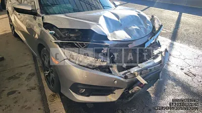 Photo 1 of 22: 2017 Honda Civic 4d — Korean insurance auction
