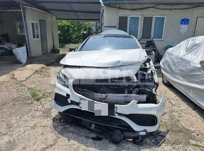 Photo 2 of 12: 2017 Mercedes-Benz CLA250 4Matic, VIN WDDSJ4GBXHN443863 — Korean insurance auction