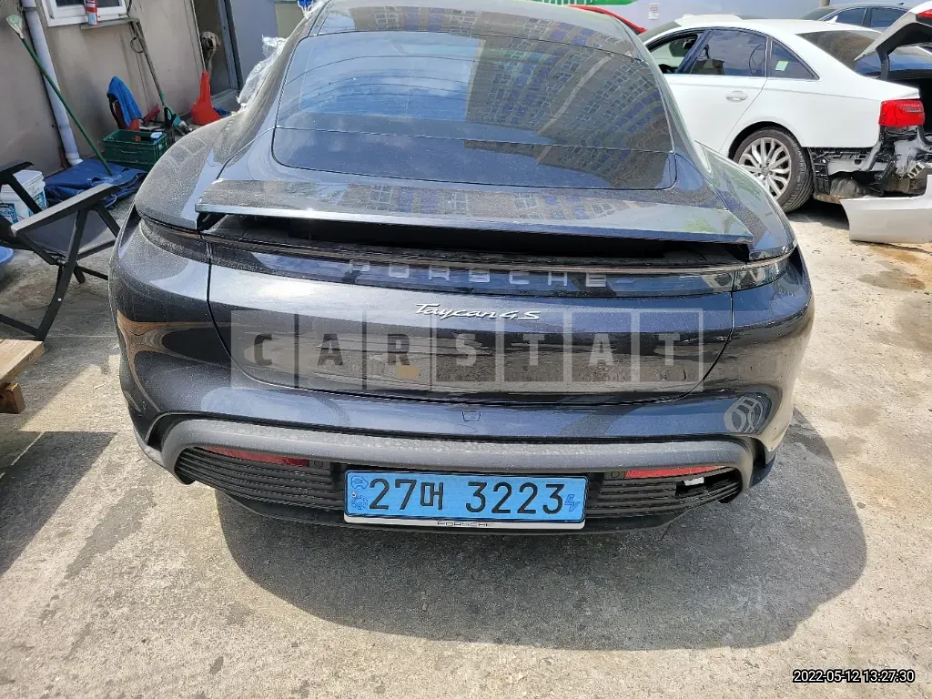 Photo 2 of 50: 2021 Saturn Porsche Tycan 4S — Korean insurance auction
