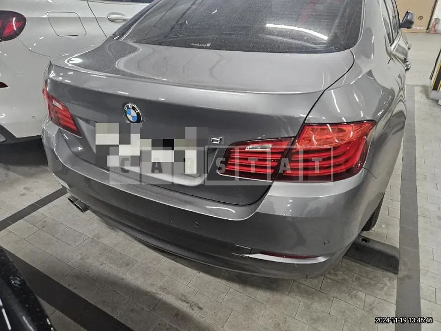 Photo 2 of 18: 2015 BMW 520d — Korean insurance auction