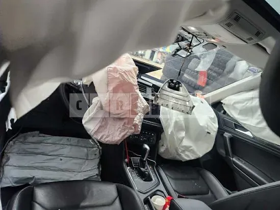 Photo 2 of 11: 2018 Volkswagen Tiguan 2.0 TDI — Korean insurance auction