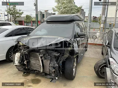 Photo 1 of 11: 2016 Kia Carnival High Limousine, VIN KNAME81ABGS195334 — Korean insurance auction