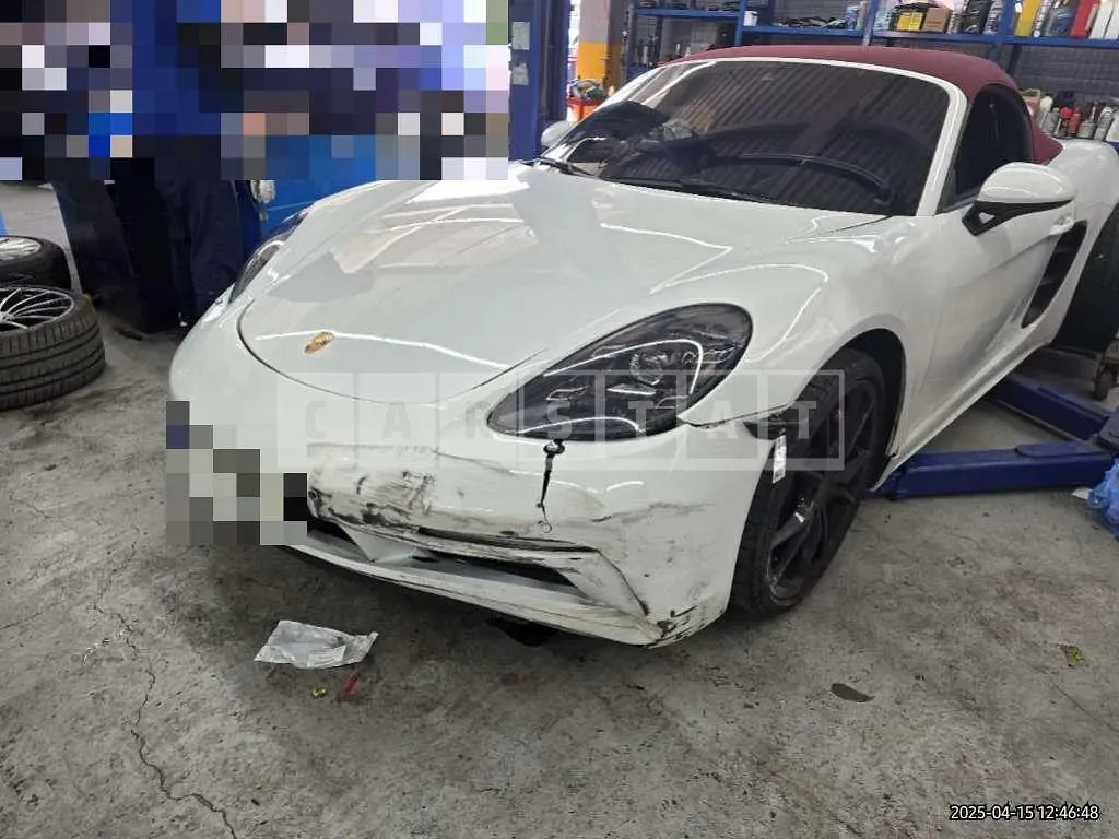 Photo 2 of 77: 2021 Porsche 718 Boxster S — Korean insurance auction
