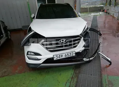 Photo 1 of 30: 2016 Hyundai Tucson, VIN KMHJ381ABGU018429 — Korean insurance auction