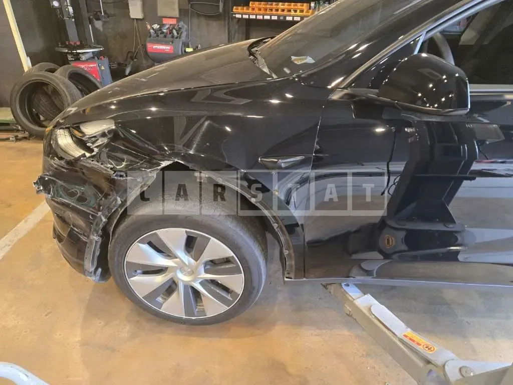 Photo 2 of 6: 2023 Tesla Model Y Long Range — Korean insurance auction