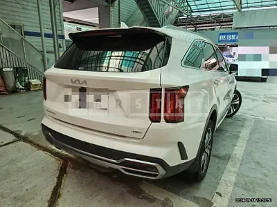 Photo 1 of 13: 2023 Kia Sorento Hybrid — Korean insurance auction