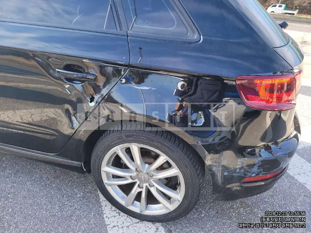 Photo 2 of 9: 2016 Audi A3 Sportback e-tron — Korean insurance auction