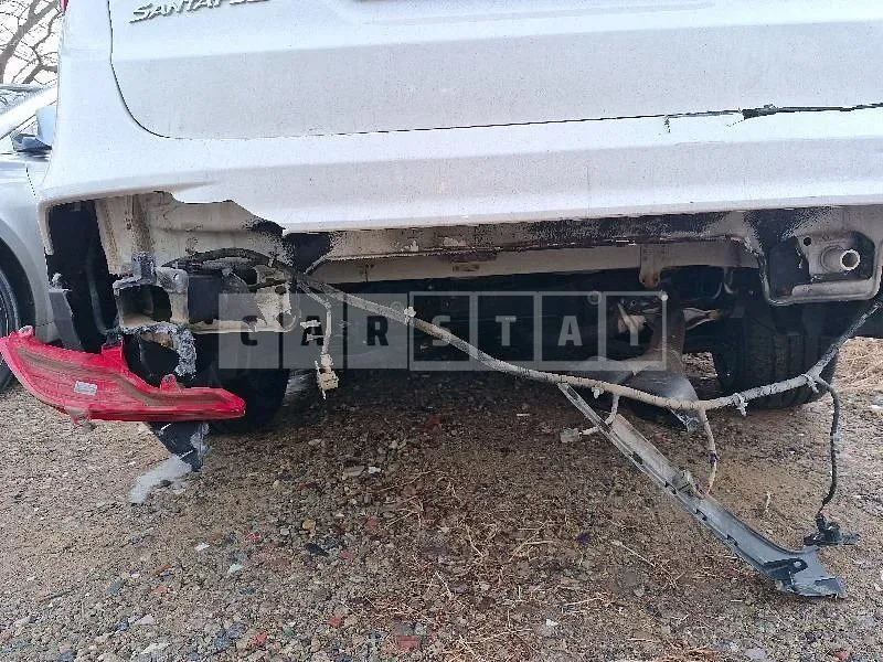Photo 2 of 20: 2016 Hyundai Santa Fe DM — Korean insurance auction