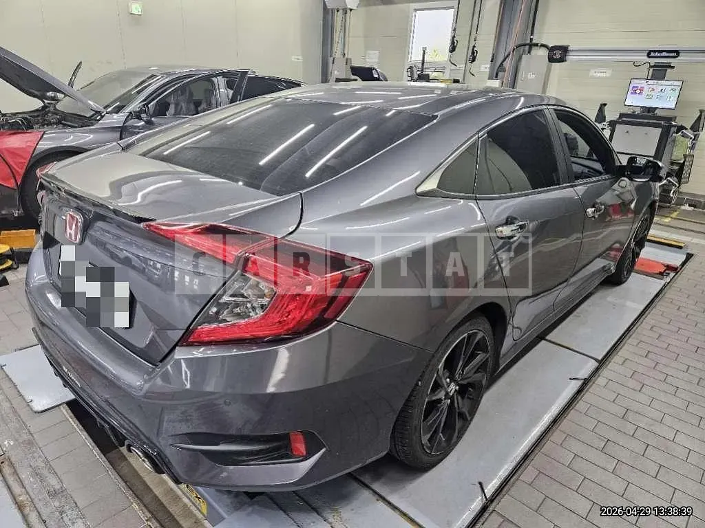 Photo 2 of 36: 2019 Honda Civic — Korean insurance auction