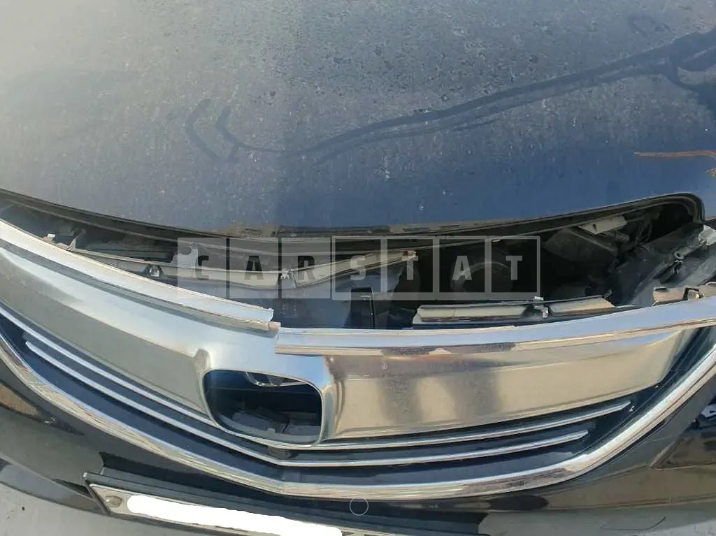 Photo 2 of 9: 2016 Honda Legend, VIN JHMKC1690GC200066 — Korean insurance auction
