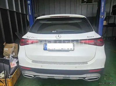 Photo 1 of 22: 2023 Mercedes-Benz GLC220d 4Matic — Korean insurance auction