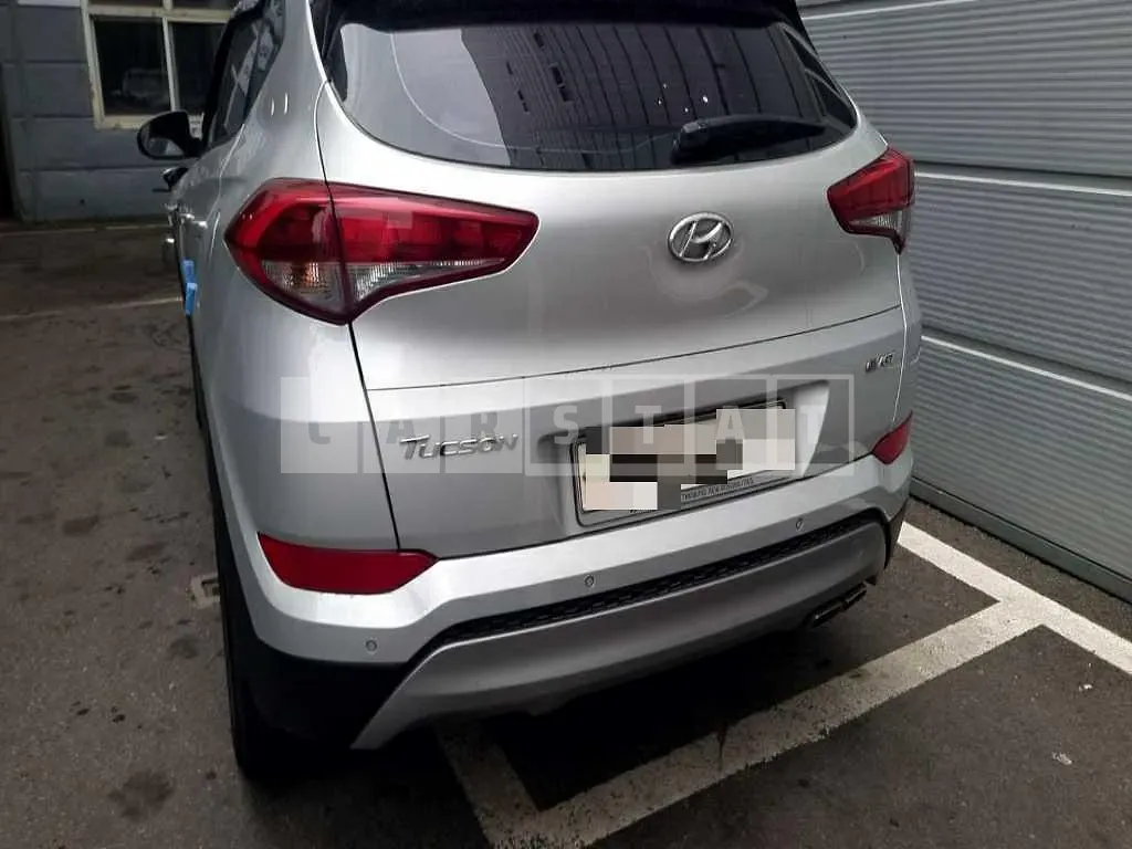 Photo 2 of 16: 2016 Hyundai Tucson TL — Korean insurance auction