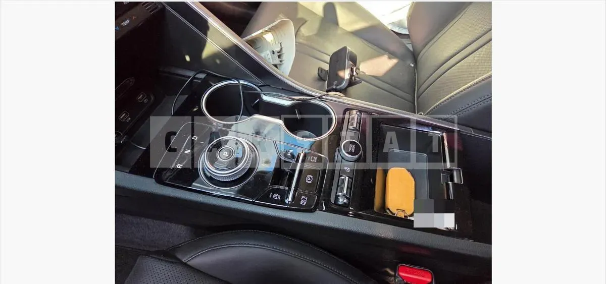 Photo 2 of 25: 2020 Kia K5 1.6 — Korean insurance auction