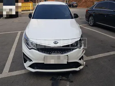 Photo 1 of 15: 2018 Kia K5 2.0 (LPI), VIN KNAGS416BKA314252 — Korean insurance auction