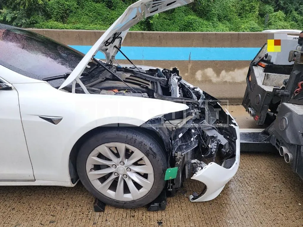 Photo 2 of 11: 2019 Tesla Model S — Korean insurance auction