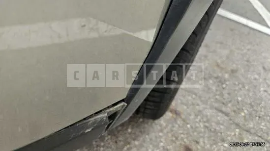 Photo 2 of 17: 2019 Toyota Lexus UX250h 2WD — Korean insurance auction