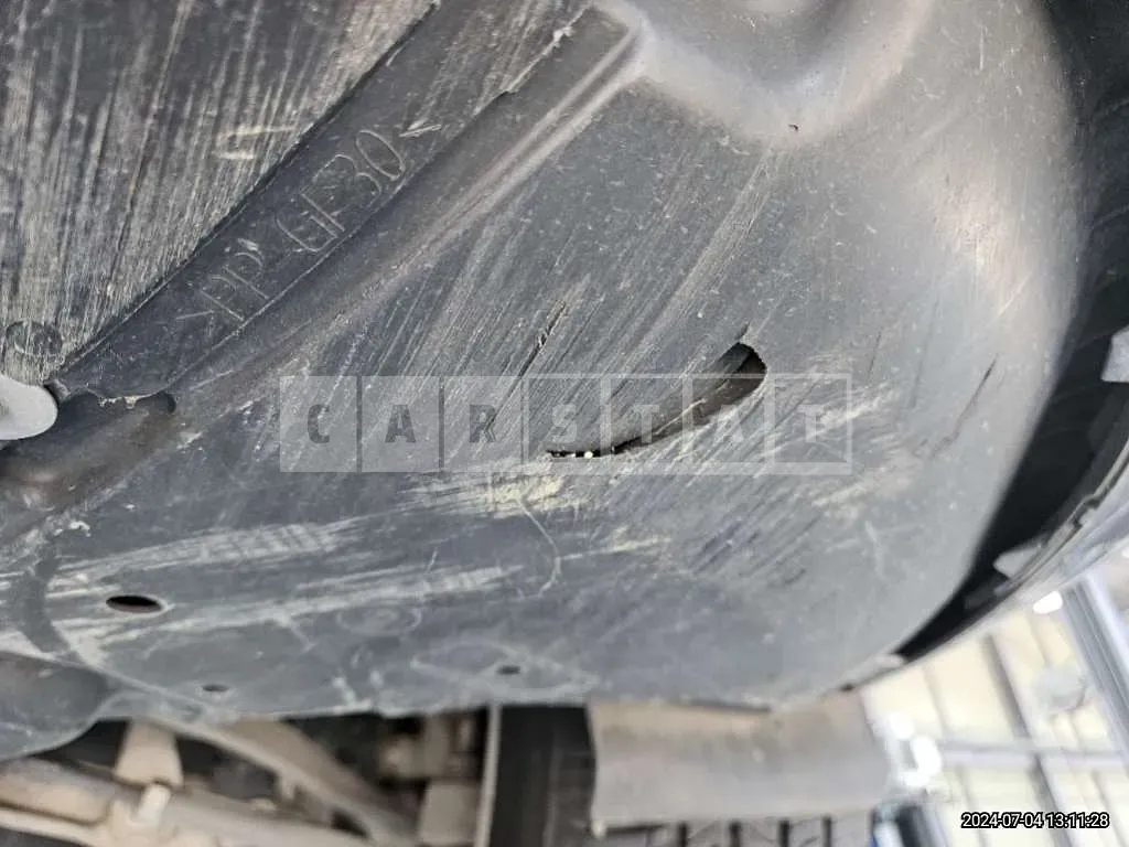 Photo 2 of 29: 2018 Mercedes-Benz E220d — Korean insurance auction