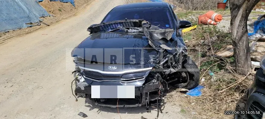 Photo 2 of 20: 2017 Kia K5 2.0 (Hybrid), VIN KNAGT41EBJA021164 — Korean insurance auction
