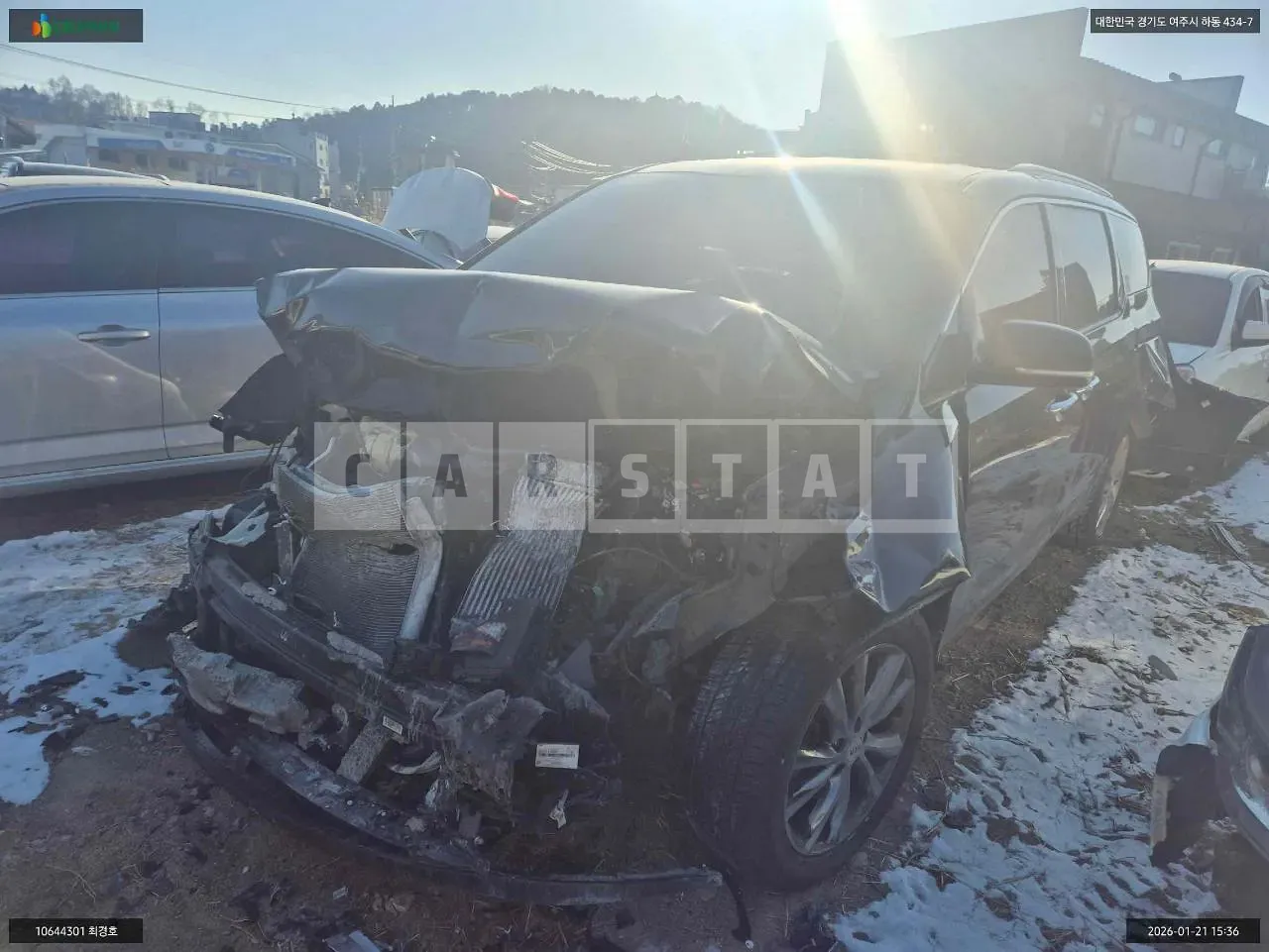 Photo 2 of 15: 2018 Kia Carnival, VIN KNAME81ABKS482008 — Korean insurance auction
