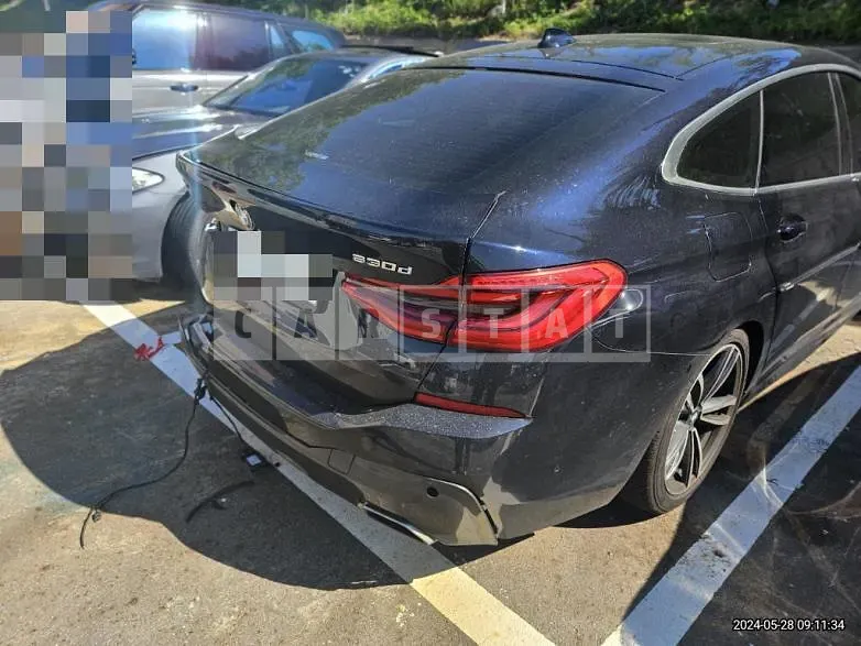 Photo 2 of 26: 2021 BMW 630d xDrive — Korean insurance auction