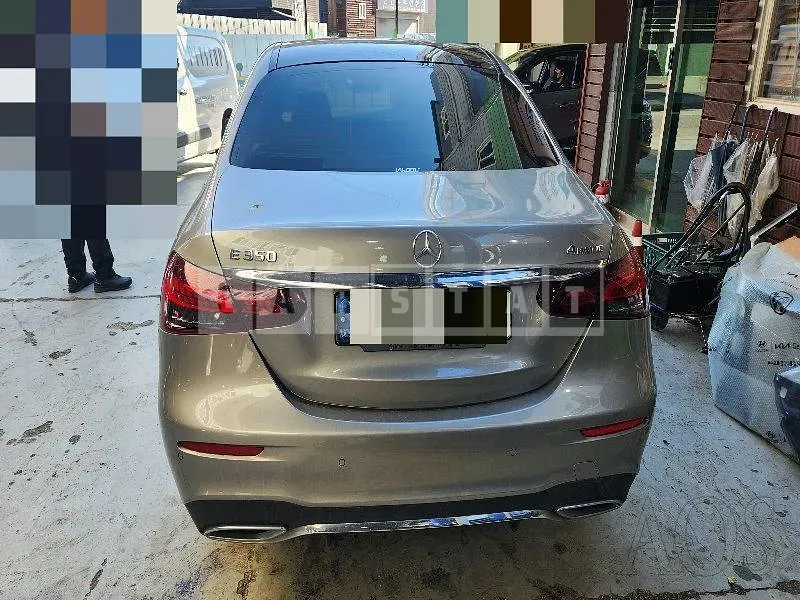 Photo 2 of 15: 2022 Mercedes-Benz E350 4Matic, VIN W1KZF8GB9NB067208 — Korean insurance auction