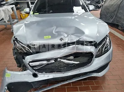 Photo 1 of 11: 2018 Mercedes-Benz E 200 — Korean insurance auction
