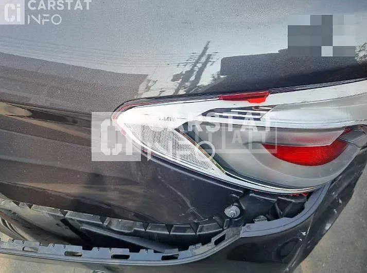 Photo 2 of 33: 2020 BMW 530i xDrive M Sport Package — Korean insurance auction