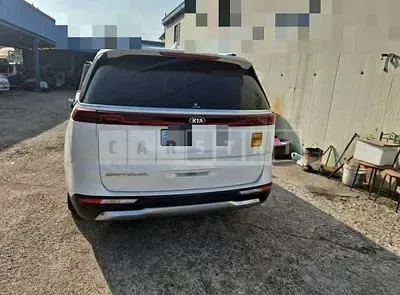 Photo 1 of 9: 2021 Kia Carnivals — Korean insurance auction