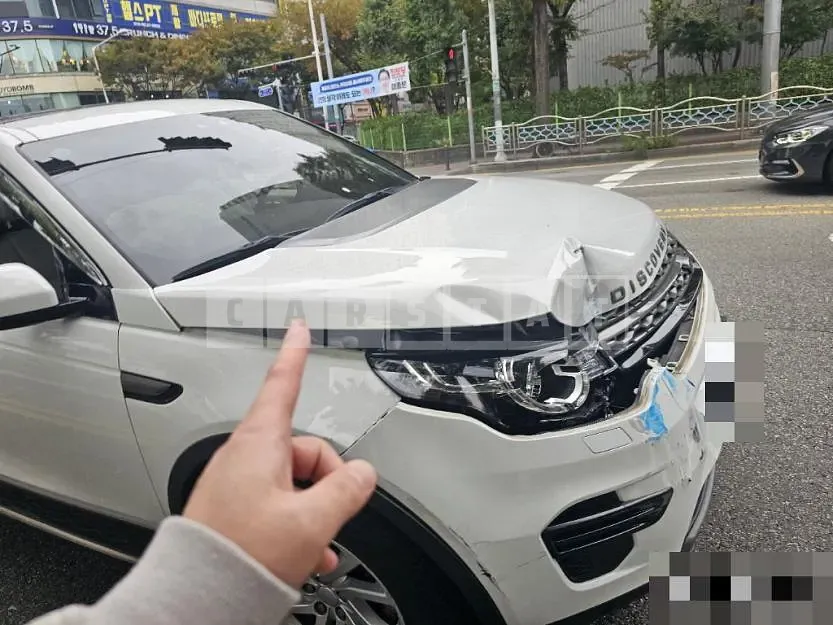 Photo 2 of 17: 2018 Land Rover Discovery Sport 2.0d — Korean insurance auction