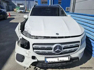 2020 Mercedes-Benz GLB220