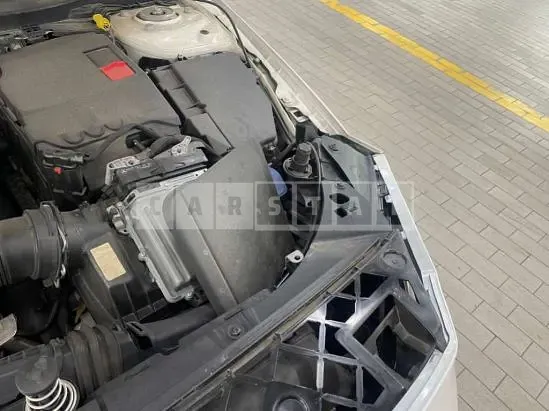 Photo 2 of 12: 2020 Mercedes-Benz A220 Sedan, VIN W1K3G4EBXLJ190890 — Korean insurance auction