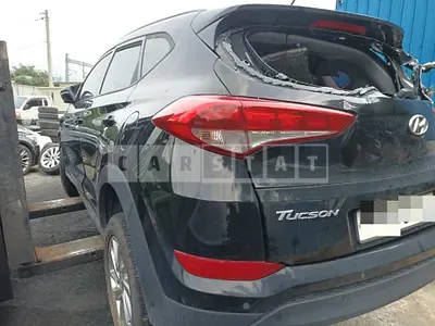 Photo 1 of 10: 2016 Hyundai Tucson, VIN KMHJ3815GGU166168 — Korean insurance auction