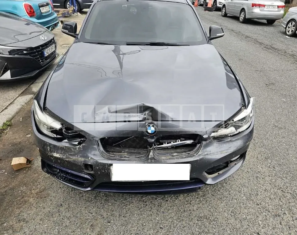 Photo 2 of 12: 2016 BMW 118d — Korean insurance auction