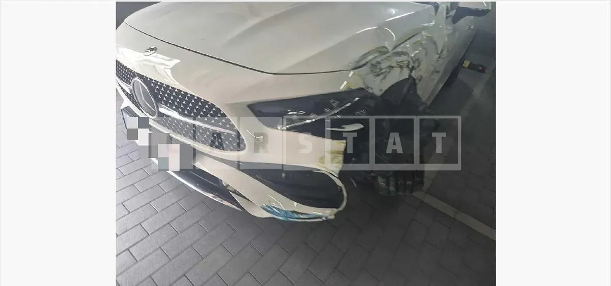 Photo 2 of 33: 2024 Mercedes-Benz Cle 200 Coupe — Korean insurance auction