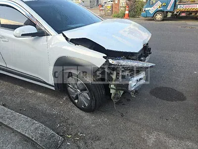 Photo 1 of 11: 2020 Hyundai Kona Electric, VIN KMHK281GFLU120843 — Korean insurance auction