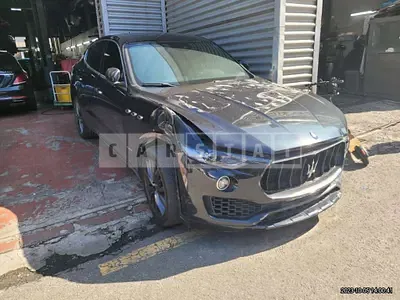 Photo 1 of 24: 2018 Maserati Levante, VIN ZN661XUG7JX289604 — Korean insurance auction