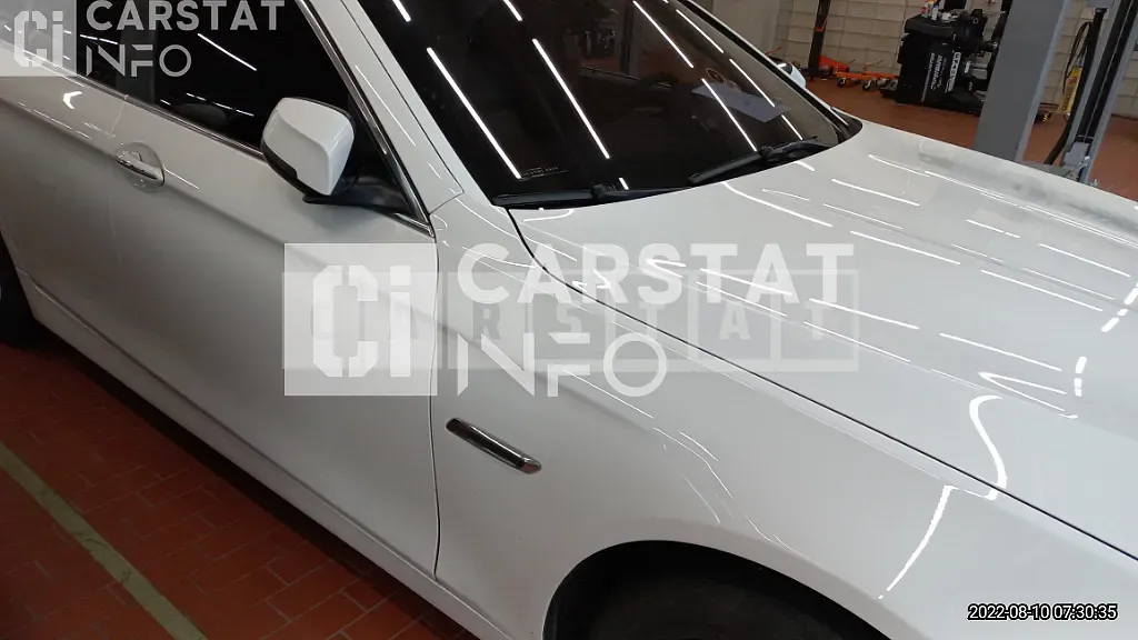 Photo 2 of 18: 2015 BMW Calm 520d — Korean insurance auction