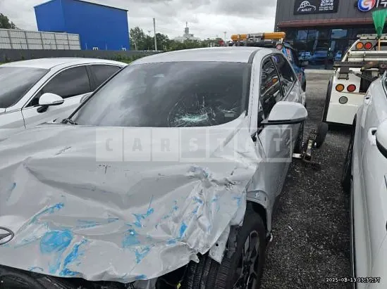Photo 2 of 17: 2023 Hyundai IONIQ 5 — Korean insurance auction