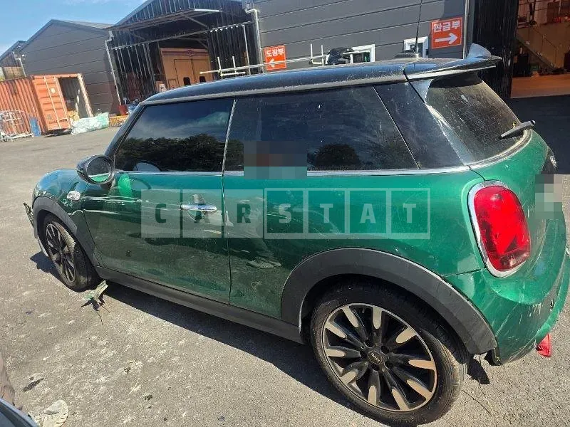 Photo 2 of 13: 2020 MINI Cooper S — Korean insurance auction