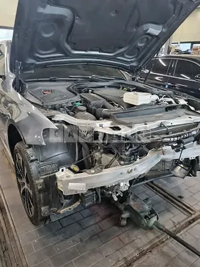 Photo 1 of 9: 2021 Mercedes-Benz E300 e 4Matic, VIN W1KZF5EB8MA947189 — Korean insurance auction