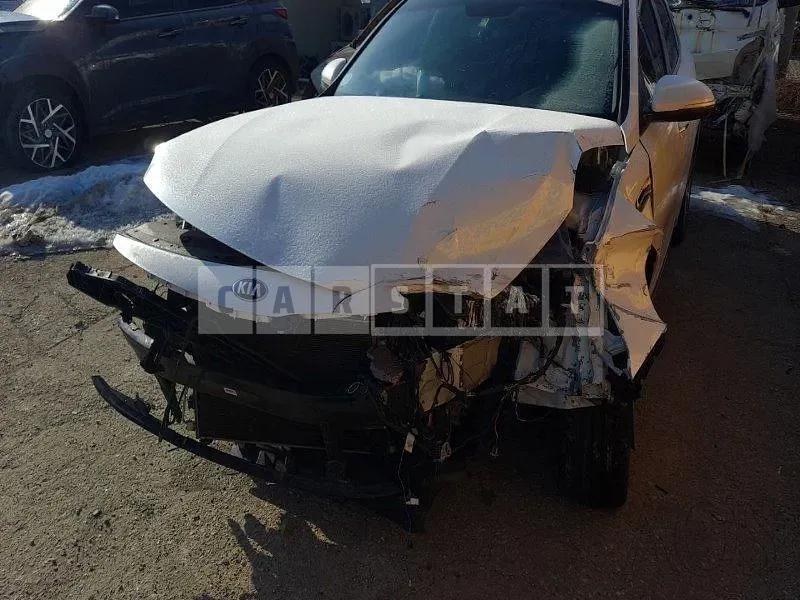 Photo 2 of 14: 2016 Kia K5, VIN KNAGX411BGA078731 — Korean insurance auction