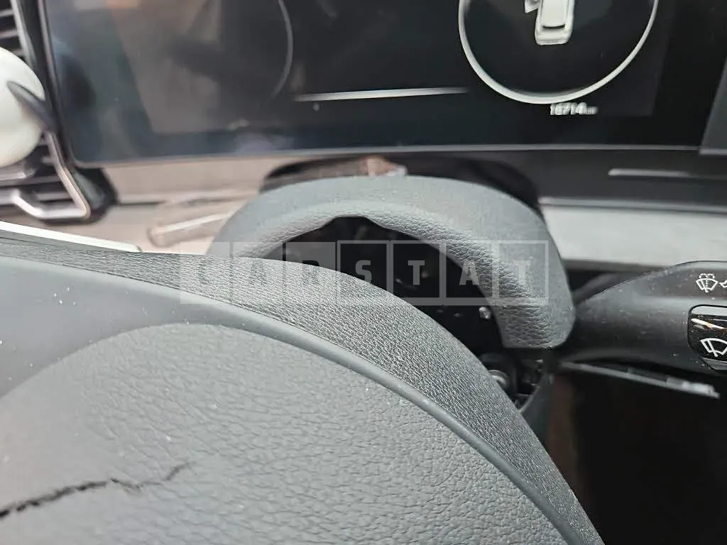 Photo 2 of 18: 2024 Kia Sportage, VIN KNAPV81BHRK348469 — Korean insurance auction