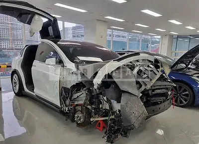 Photo 1 of 44: 2020 Tesla Model X, VIN 5YJXCAE26LF292507 — Korean insurance auction