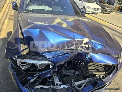 Photo 1 of 32: 2016 BMW 520d, VIN WBA5E5107GG074310 — Korean insurance auction