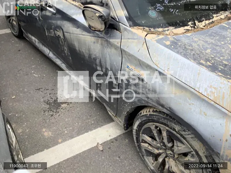Photo 2 of 4: 2020 Honda Accord Hybrid, VIN 1HGCV3690KA512598 — Korean insurance auction
