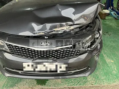 Photo 1 of 17: 2016 Kia K5 — Korean insurance auction